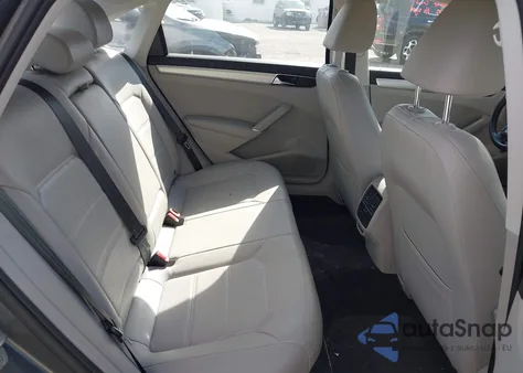 2019 Volkswagen Passat 2.0T Wolfsburg Edition from USA, damaged, VIN 1VWLA7A3XKC000615